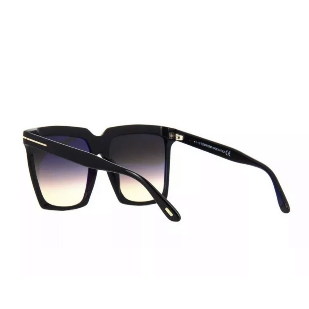 Tom Ford Sabrina FT0764 01B Black Smoke Sunglasses - Picture 9 of 11